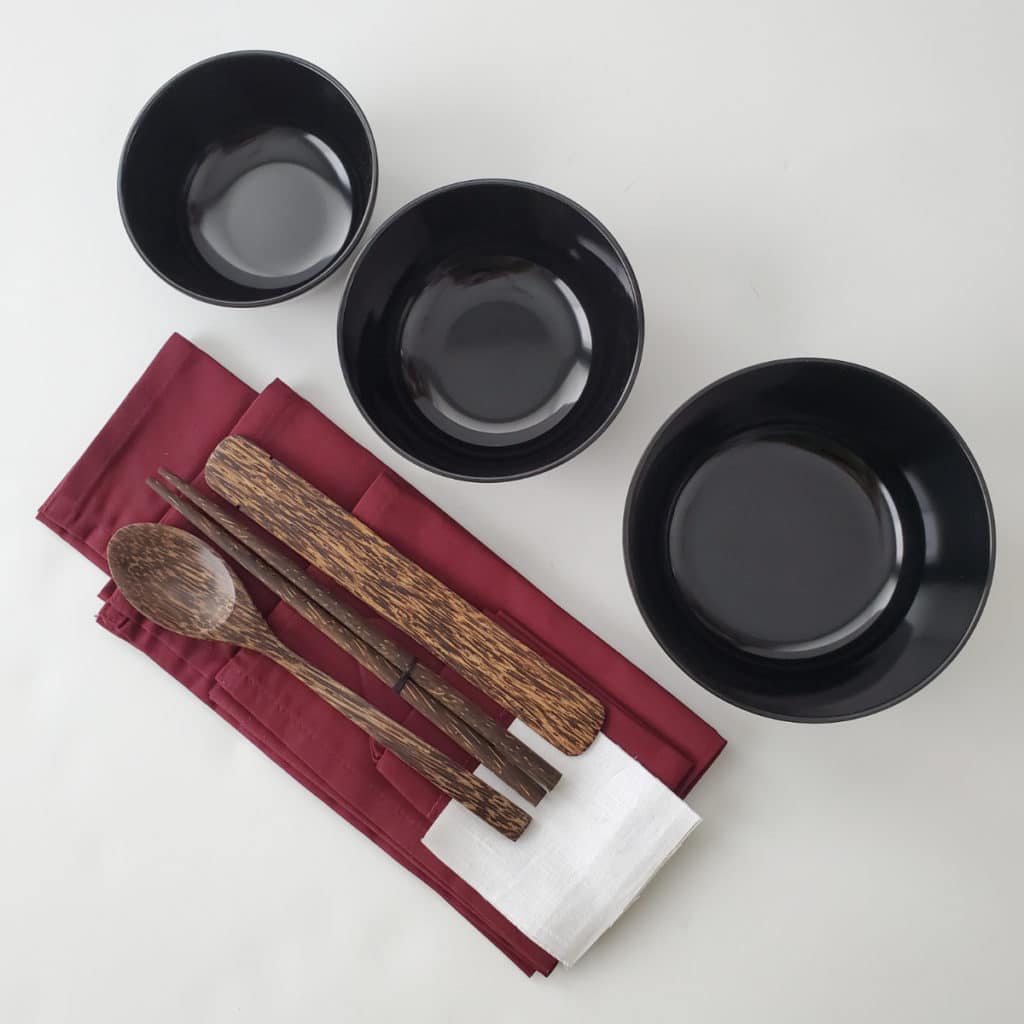 oryoki set burgundy cloths